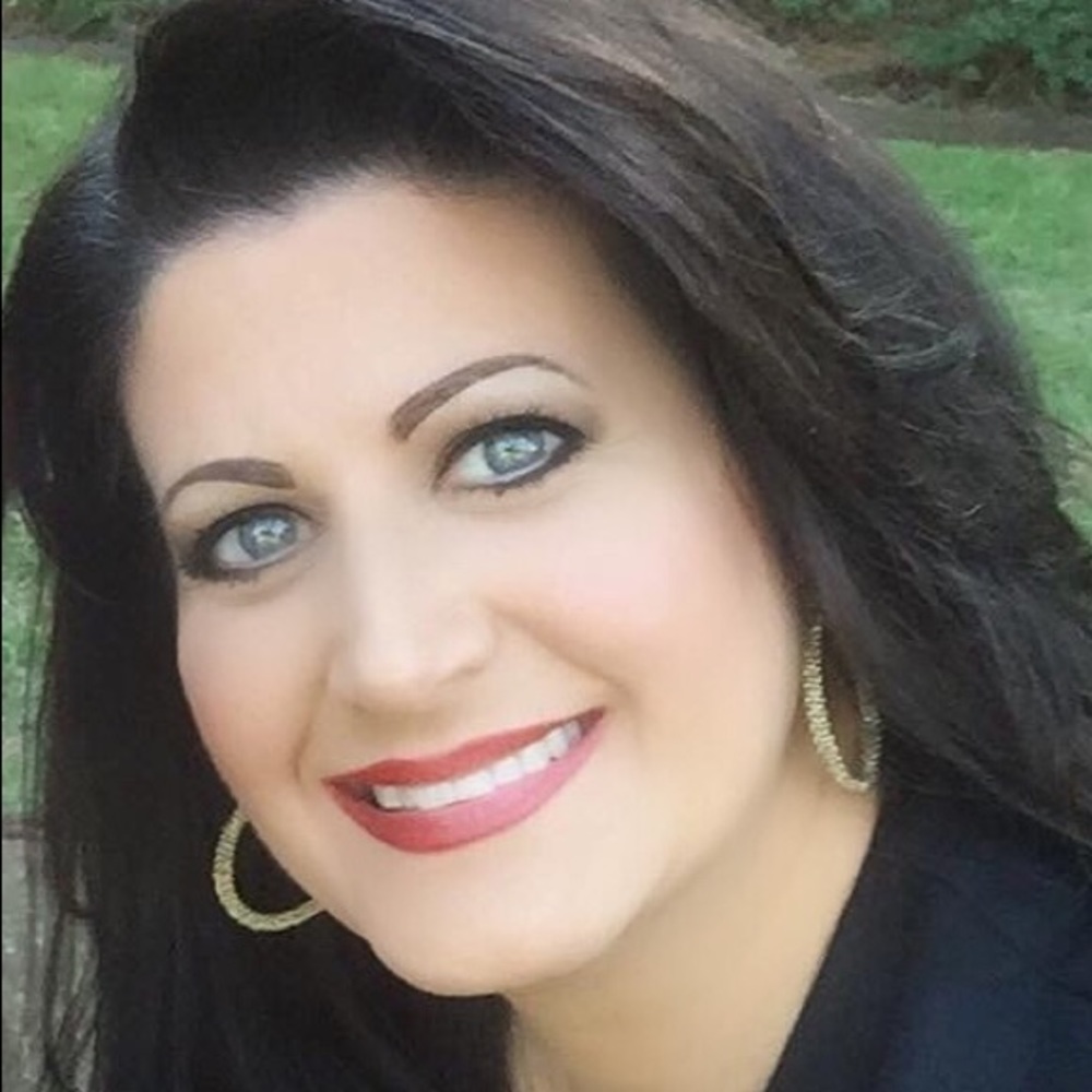 Meet your Posher, Tina